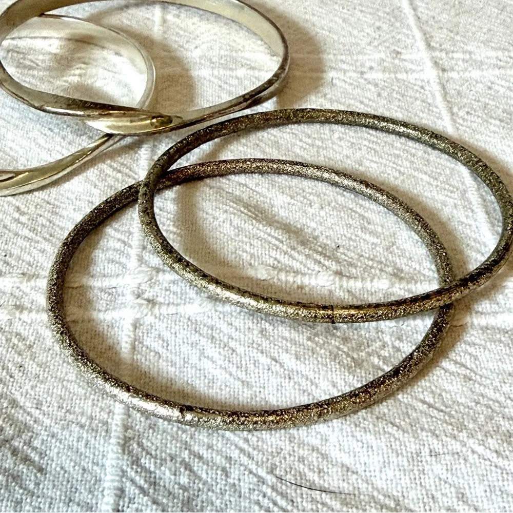 Set of 4 Silver Tone Bangle Bracelets to stack/layer